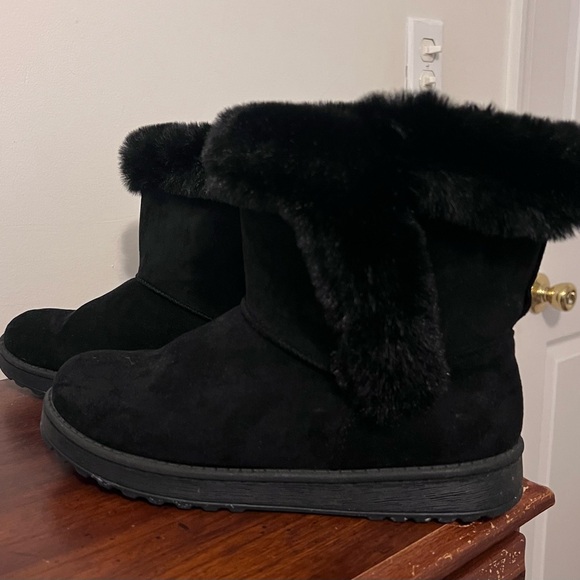 SO Shoes - Kohl’s SO Paulina Black Faux Fur Winter Boots